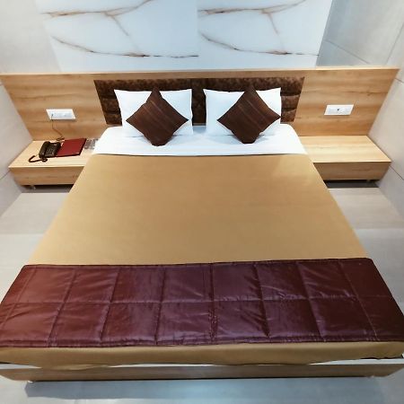 Hotel Prasad Nx มุมไบ ภายนอก รูปภาพ