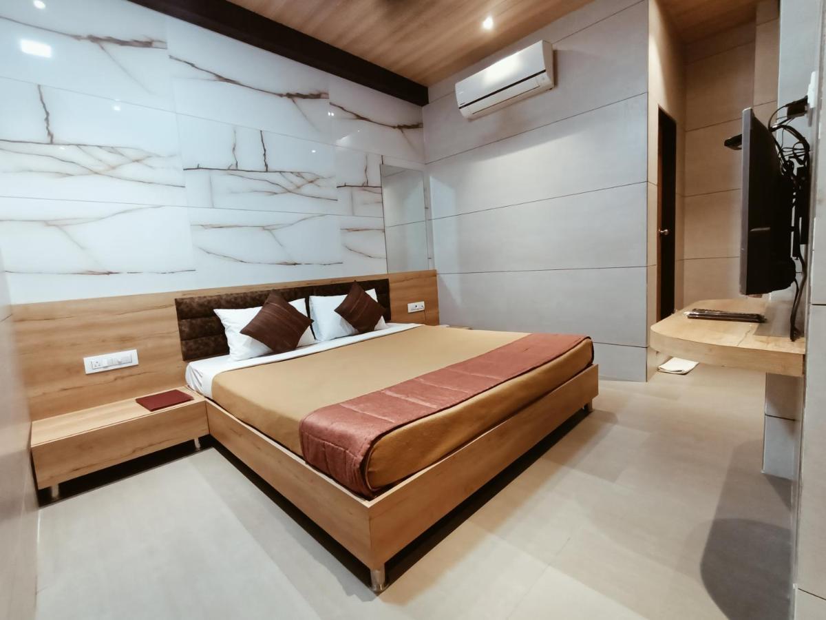 Hotel Prasad Nx มุมไบ ภายนอก รูปภาพ