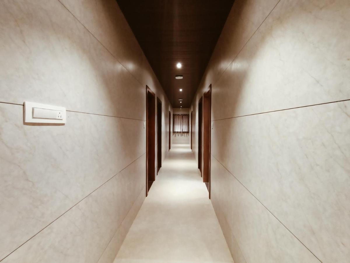 Hotel Prasad Nx มุมไบ ภายนอก รูปภาพ