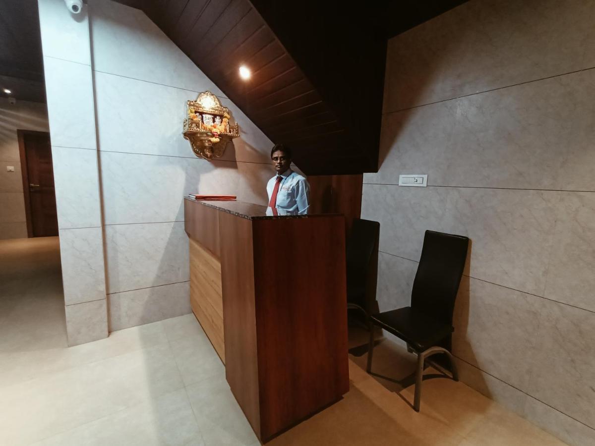 Hotel Prasad Nx มุมไบ ภายนอก รูปภาพ