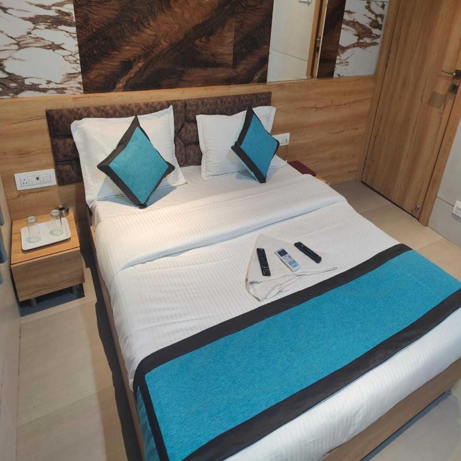 Hotel Prasad Nx มุมไบ ภายนอก รูปภาพ
